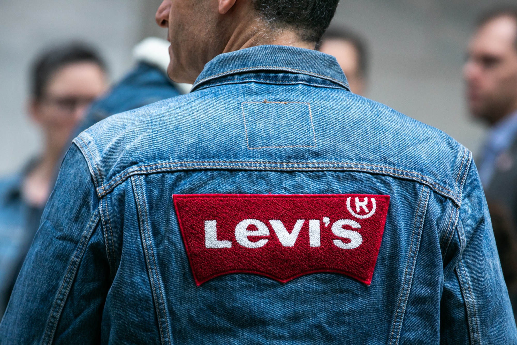 Levi’s Faces Sales Challenge but Remains “Cautiously Optimistic” About Future