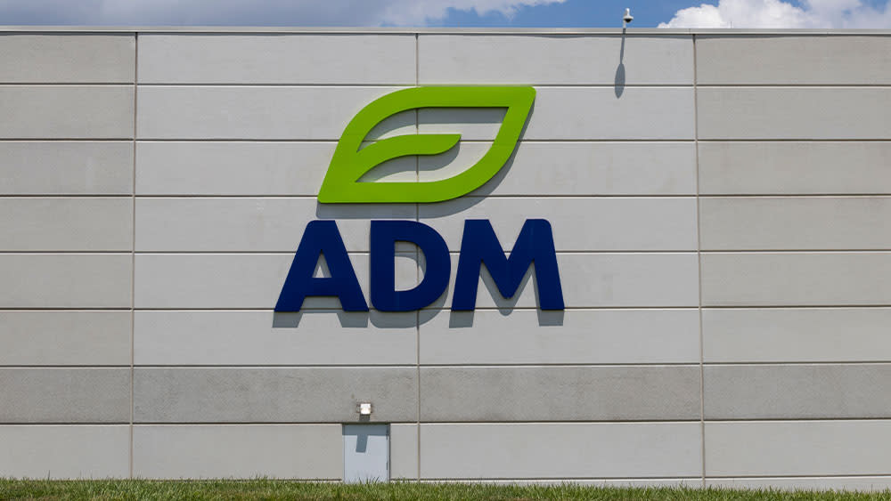 ADM Delays Executive Bonuses Amid Accounting Probe and Financial Statement Audit