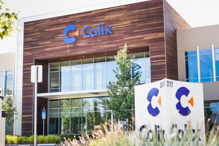 Calix Faces Investor Headwinds as Q1 Guidance Falls Short Amid Telecom Pause and Government Stimulus Deliberations