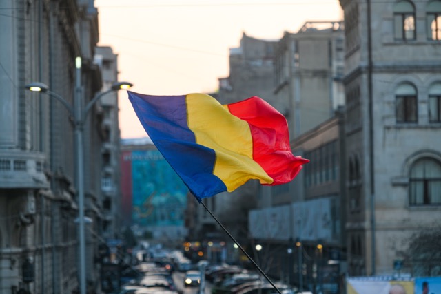 Politics as usual, Romania government falls after no-confidence vote