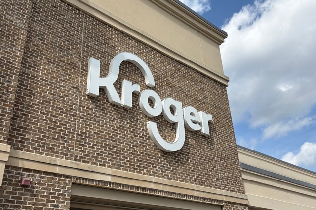 Better than Albertson’s, Kroger agrees to acquire Giant Eagle for $1.65 billion